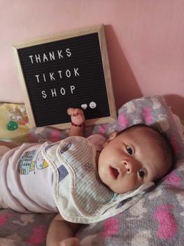 Product Review of 8 Colors DIY Letter Board Wooden Frame Changeable Numbers Message Boards for Home Office Shop Decor Signs from P**y J**n ** K**s M**️ 0