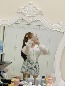 Product Review of Set áo sơ mi tơ bèo mix chân váy thêu hoa from B**🧸 0