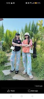 Product Review of (NHẬN HÀNG SAU TẾT)Bộ Pijama Lụa Xước Cổ V Tay Ngắn Phối Voan Nhiều Họa Tiết Cho Nữ, Quần Dài Có Túi Phom Thường 40-60kg Tim Có hoa Voi Kem Women Nhung Quần Ngủ from A**a H** 0