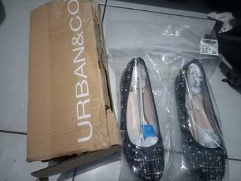 Product Review of ANOTHER X URBAN&CO Oviza Flat Shoes Wanita| Sepatu Flat Bahan Tweed Aksen Pita Cute Karet from b**a 2
