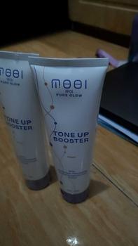 Product Review of MOOI Brightening Tone Up Booster Body Lotion (Terlaris)  Handbody Mencerahkan Niacinamide Pencerah Tubuh from A**i S**a 3