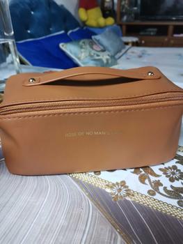 Product Review of 【พร้อมส่ง】ที่เก็บเครื่องสำอางหนัง กระเป๋าใส่อุปกรณ์อาบน้ำหญิง กระเป๋าเครื่องสำอางผู้หญิง from B**y 1