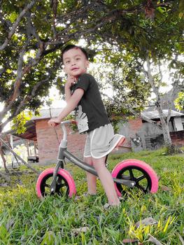 Product Review of [COD] SM M261 Sepeda Mainan Keseimbangan Anak Roda 2 Tanpa Dayung Sepeda Anak Kado Beraneka warna from 𐌀**𐌵 1