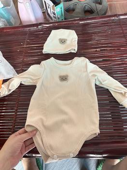 Product Review of [Kèm mũ] Bodysuit dài tay cho bé Đính Gấu, body dài tay cho bé gái bé trai chất Tăm gân mẫu quần áo sơ sinh 0-12M Jumpsuit Kem from É** 0