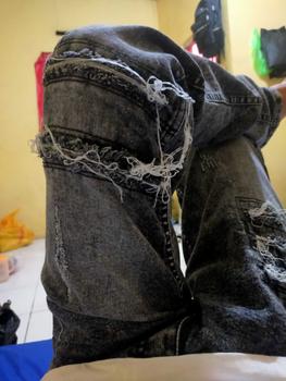 Product Review of Celana jeans denim pria motif sobek straigh slim ripped Stretch Panjang Fit Slimfit Skinny from p**p 0