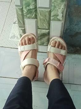 Product Review of Dép Sandal Nữ SYNDER SD2 - Dép đẹp  nhẹ,thoáng mát [Be Hồng, Size 36-39, Tặng chai vệ sinh] from t** 1