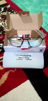 Product Review of [ DJAVA OPTIK ] Kacamata Ezra Normal s/d -4,00 Photocromic Eyewear Glasses Frame Lensa Antiradiasi from E** N**🍰 0