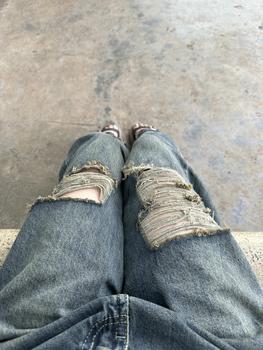 Product Review of YURI JEANS - (Vải QCCao Cấp) Quần Jeans Baggy Màu Dơ Bụi Rách Gối Chất Mền Mịn Dài94cm Nữ Pants from P**g 2