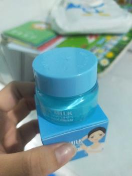Product Review of [ Mua 1 Tặng 1 ]Kem Nách Gluta Milk Tặng Xịt Khử Mùi from 𝒯**𝓌 0