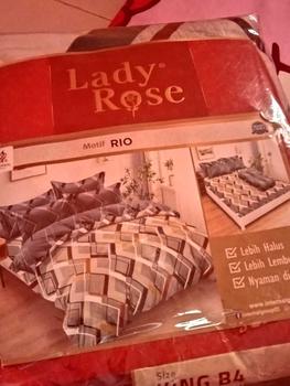 Product Review of Sprei Lady rose BANTAL 4 ( 180x200 ) King Size TINGGI 30 cm from J**a 0