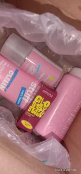 Product Review of NEW! Emina Bright Stuff Loose Powder 55 g - Bedak Tabur Cerah Instan, Hasil Matte, Oil Control from r** 1