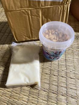 Product Review of ขนมแครกเกอร์รูปเม็ดถั่ว - ซอสนมเหนียว300กรัม from ป**. 3
