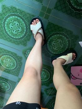 Product Review of DÉP NỮ Đế Bằng THỜI TRANG D04 2 QUAI CHÉO CHẤT DA ĐẾ Cao Su CAO 5CM ÊM NHẸ CHỐNG TRƠN from í** k** b** ** 0