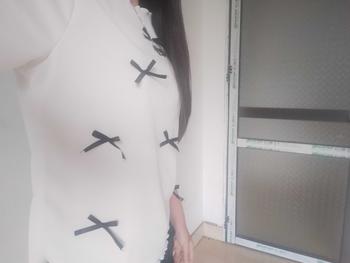 Product Review of Áo thun nữ baby tee đính nơ sang chảnh hottrend 2024 new best seller vải thun tăm co dãn bốn chiều dày dặn. Top from H**m 1