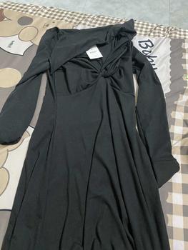 Product Review of D185 Đầm  Xoắn Ngực Chất Tăm Cotton Co Giãn Mạnh Nữ Voi Kem from M** k** 0
