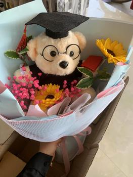 Product Review of Bó hoa gấu tốt nghiệp (gấu nhồi bông lông xù 20cm hoặc 30cm) Thú Bông Thú Nhồi Bông  hoa đẹp dịp quà tặng kỉ niệm sinh nhật bạn trai, bạn gái, hoa giả, shop hoa đẹp nghệ thuật, trang trí, lễ tốt nghiệp from B** H** 1