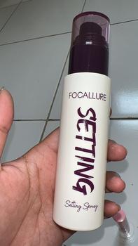 Product Review of FOCALLURE #PerfectLock Hydrating & Nourishing Setting Spray  1pcs FA352 from A**h F**i 0