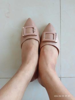 Product Review of TUYETKIEUSTORE Sục 3p đính đá điểm nhấn Nữ DéP Shoes Mũi nhọn Women GiàY from t**h t**y 0