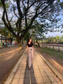 Product Review of SIVALI Bonnie Cargo Pants - Highwaist Loose Cargo - Celana Kargo Wanita - Baggy Pants Panjang Polyester Kulot Casual Hitam Kantor Kantor Formal Kerja Kerja Kerja Basic Karet from _**i 0