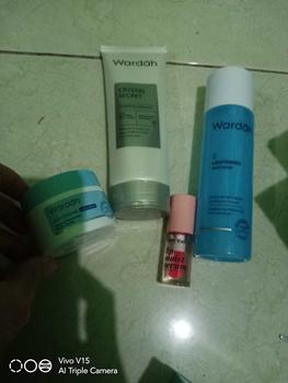 Product Review of Wardah Lightening Face Toner  125 ML from R**a A**a 1