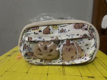 Product Review of [Tặng cục bông + sticker ] Hộp đựng bút capybara nhiều ngăn mặt trước trong suốt from Q**h T**g 1