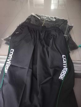 Product Review of กางเกงขาสั้นผ้าร่มผู้ชาย 1 เเถม 1 เนื้อผ้าดี ใส่สบาย 432 Clothing เสื้อผ้า Man from d**q 1