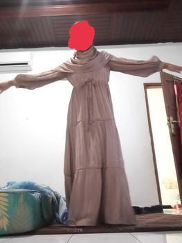 Product Review of Evolvere - Vlora Dress Shimmer Fashion Gamis Muslim Wanita Busui Friendly from B**e 0