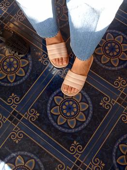 Product Review of PVC Sandal Slop Wanita Jelly Import Korean Bahan Karet Rubber Elastis Tebal Tinggi Sol Anti Slip Sendal Kokop Balance 2802 from D**S D**a 1