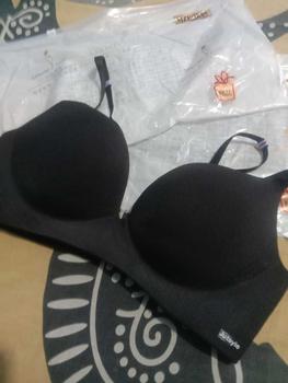 Product Review of Istana - 9002 Bra Busa Tebal Wanita  Dewasa Tanpa Kawat Pakaian Dalam Simple Bh Motif Polos Nyaman Lembut Model Push Up from K**a e** R**i 0