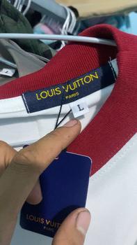 Product Review of Áo thun L0 v3 in phối cổ  đỏ họa tiết Chất vải cotton dày dặn XEM VIDEO from G**h 0