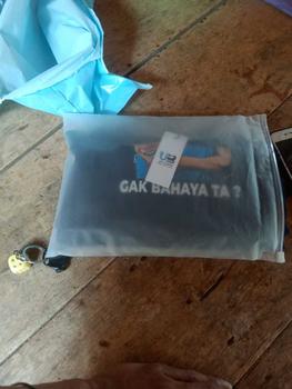 Product Review of Kaos Dekat Gak Harus Menjilat Gak Bahaya Ta Premium Katun Combed Distro 24s Nyaman from i**a 1