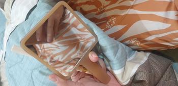 Product Review of FOCALLURE # AmberGold Beauty Mirror Gương mỹ phẩm dễ thương Gương trang điểm cầm tay from N** D**n 0