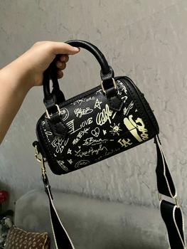 Product Review of Chila Bag - Terlaris Tas Selempang Wanita Terbaru Lucu Cantik Terlaris Slimbag Tas Cewek Tas lebaran Kulit Hitam from S**i G**y S**a 0