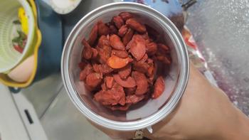 Product Review of [ Kiều Travel ] Vương Kỉ Tử Tây Tạng Thượng Hạng - Trà Câu Kỉ Tử Dưỡng Sinh Tự Nhiên - Size VIP 80 Hạt, Size Đại 120 Hạt / 50GR Food Thức Ăn ( Ngọt ) from Y**i U**n T**n 1
