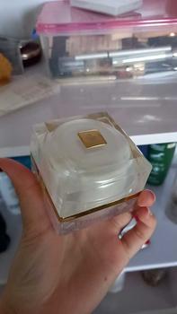 Product Review of Kem Face Lười Dưỡng Da Queenie Skin Skincare Làm Đẹp Da Nữ Dưỡng Ẩm Da from V**U 1