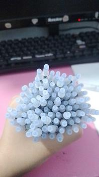 Product Review of [Tặng bút] Combo 100 ruột bút,ngòi bút bi nước gel 0.5mm, Khô nhanh-Trơn mượt from A**n 0