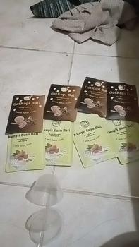 Product Review of Masker Wajah dan badan Kunyit Ayu Kopi 4 Pcs Mencerahkan & Mengencangkan Memudarkan wash mask from p**a 1