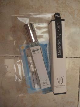Product Review of Tinh dầu nước hoa No95 Good Girl dành cho nữ, ngọt ngào, quyến rũ Perfume Xịt Thơm Cosmetic Perfume Xịt Thơm Mỹ Phẩm from N** l** ** c**🐓 0