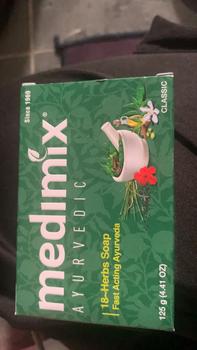 Product Review of Xà Phòng Medimix 18 Loại Thảo dược Ayurveda Tác Động Nhanh 125g Dưỡng Body Skincare from M**o 0