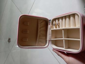 Product Review of Hộp đựng trang sức phụ kiện du lịch hình vuông nhiều ngăn tiện dụng, hộp nữ trang bọc da sang trọng Mely from @**️ 2
