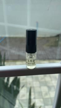 Product Review of น้ำหอม Journal แบ่งขายขนาด 2 ml, 5ml,10ml มี 3กลิ่นให้เลือก from อ**ก 0
