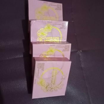Product Review of JBE BRIGTHENING GLOW SOAP / SABUN BADAN Pemutihan from Z**a 0