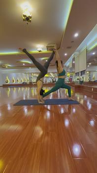 Product Review of Đồ tập gym Top JUMP tập yoga BODY SUIT cao cấp tôn dáng co giãn 4 chiều, thấm hút mồ hôi from T**o V** 0