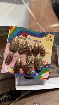 Product Review of Kuku Palsu - press on nails - 3d from C**👻 0