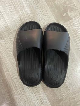 Product Review of Hello Polo รุ่น HP8014 รองเท้าลายเส้นอุ้งเท้าแมว Size 36 - 45 from L** L** M**3 0