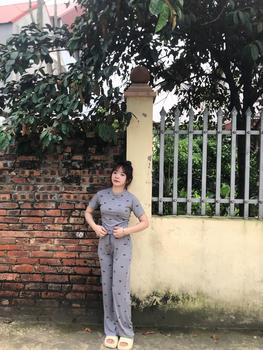 Product Review of Set Bộ Áo Vạc Bầu  Nơ + Quần Dáng Suông Nữ Women Top Jacket - Chất Thun Tăm Lạnh Cá Tính Ong  Legging Voi from Đ**g t** M**h 0