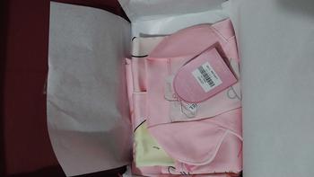 Product Review of EL.RÊVER - Mẫu pijama lụa Rêver Bunny phiên bản đặc biệt tháng sinh nhật  - Màu hồng - 0723S99 from T**y 2
