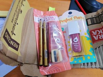 Product Review of Fanbo Eyebrow pencil Gold - Pensil Alis - Waterproof - Mengandung Vitamin C & E sebagai Anti Oksidan  yang merawat kesehatan alis mata - Tidak Luntur - Limitied Edition - warna Natural - semua jenis kulit - Natural Look from P** 0
