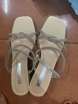 Product Review of Sandal quai mảnh cao gót 5cm quai đính đá from T**a 0