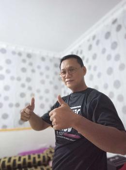 Product Review of KAOS DEKENGAN PUSAT PRIA LENGAN PENDEK BAHAN KATUN CVC ADEM TIDAK BIKIN GERAH VIRAL TIK TOK Nyaman Distro from d**k 0